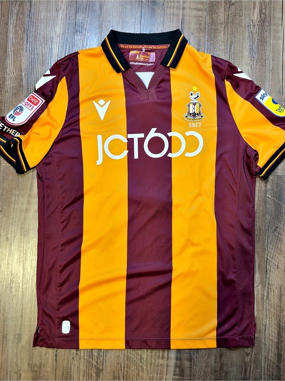 Macron Bradford City AFC performance jersey Striped Soccer Jersey Size Medium
